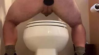 Buttplug on the toilet