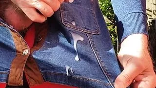 CD Outdoors masturbating and cumming on my skirt and pantyhose tights.