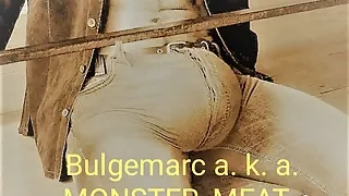 Fingering My 1380cc Silicone Monster_meat