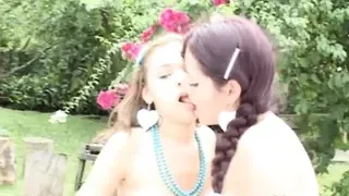 Petite lesbo teen licking pussy