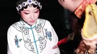 ModelMedia Asia - The Extravagant Sex Life Of A Slutty General - NI Wa Wa - MAD-030 - Best Original Asia Porn Video