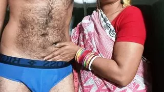 Sasur Ne Bahu Se Bola Pith Pe Oil Laga Do, Fir Gate Par Hi Chod Diya