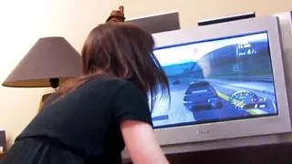 Die blonde Shana Spirit wird als Stoffpuppe in einem Dreier benutzt