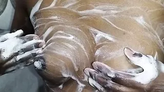 Indian bhabhi cheating on her husband in oyo hotel room with Hindi Audio Part 2