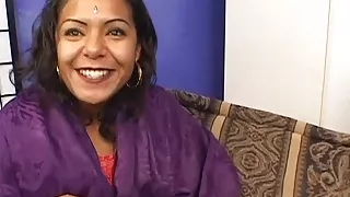 My Indian aunty Amba likes to swing around with big dicks