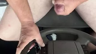 Driving naked and cummming