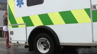 Vorm Kostuemball die Maedel in der Ubahn gefickt