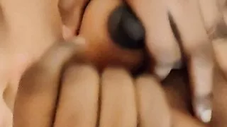 Indian bhabhi is cheating on her husband and fucking with her boyfriend in oyo hotel room with Hindi Audio Part 36