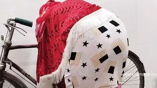 Desi village bicycle fucking with boyfriend outdoors, college girl, mms, Hind audio