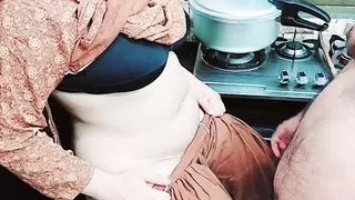 Desi Housewife Fucked Roughly In Kitchen While She Is Cooking With Hindi Audio