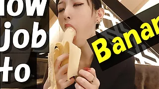 BLOWJOB TO BANANA to put the condom on! Japanese amateur handjob.