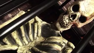 Gorgeous brunette chick takes a long dick in her shaved pussy