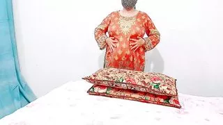 Indian Desi Aunty Masturbation With Fingering