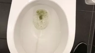 Pissing #12