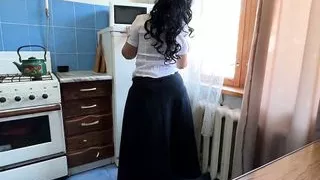 This adult lady with a big ass knows a lot about anal sex