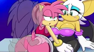 Rouge The Bat Gets Cucked By Amy Rose