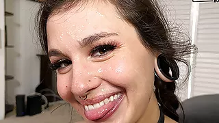 BJRAW – Luna Lovely has a lovely throat