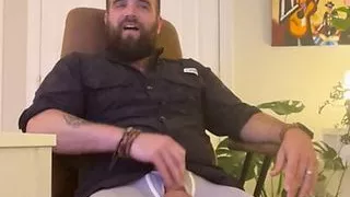 Jacking off cumming hard