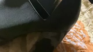 Little quick cumshot on my new green heels