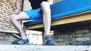 Construction breaktime (showing ass & jerking)