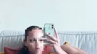 Qartveli gogo. Vyidi videoebs.