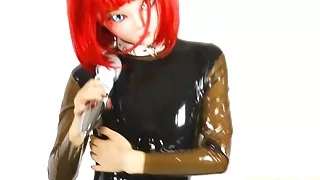 Fejira com – Latex-clad girl stroking display orgasm