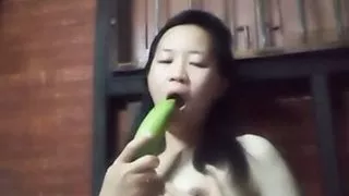 Chinese girl masturbates at home alone waiting for you 3