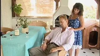 4 Stunden Hausfrauen - Episode 1