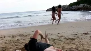 Yesenia Rock e Julia De Lucia fanno sesso a tre