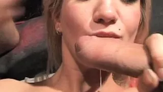 Threesome party with a very helpful blonde who sucks two cocks