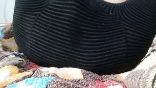 White girl in warm winter pants masturbating online with her Indian boyfriend.