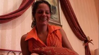 La Giovane Coppia Scopa Forte!