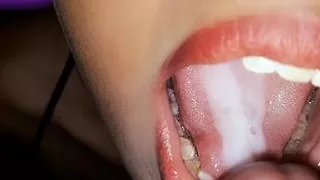 My stepsister Susy receives a lot of cum in her sexy mouth, she is a Latina who swallows cum