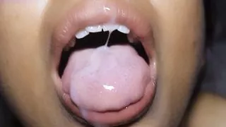 My stepsister Susy is a complete nymphomaniac who loves semen in her mouth and a beautiful face