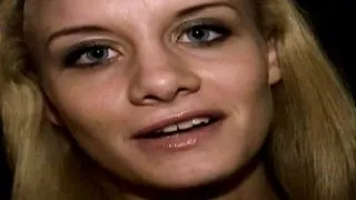 Leah Wilde – Busty blonde gives a deep blowjob and fucks