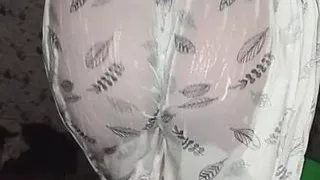 Priya aunty takes bath – hot ass love