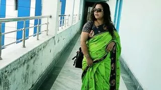 Indian hot beautiful Bhabhi one night stand sex! Amazing XXX Hindi sex