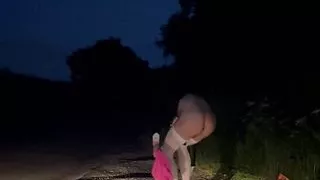 Sunny tranny sawxy walk