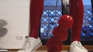 _Davine_ riding a huge Toy.