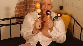 Annadevot - A frosty pussy