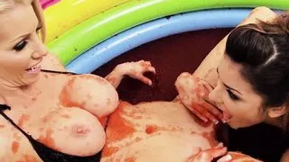 Krystal Webb and Sammy Jayne masturbate their pussies