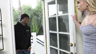 Kay Lovely makes cheating boyfriend sorry