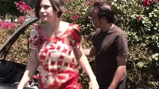 Studentin laesst sich auf sexparty von fuenf typen ficken und besamen