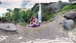 Yanks Babes Endza & Sierra – Sensual Licking