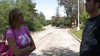 Unterfickte Studentin direkt abgeschleppt und besamt