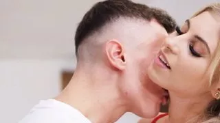 TEENFIDELITY – Petite Babe Lilly Bella