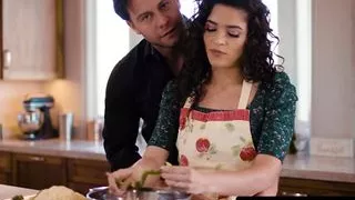 MODERN-DAY SINS - Cheating Housewife Agrees To FREE USE CREAMPIE To Please Her Horny Husband!