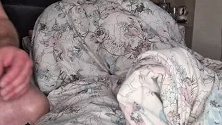 Fisting her tight pussy - hardcore amateur