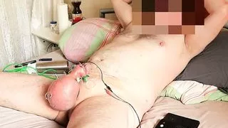 Estim Orgasmus mit aufgeblasenem Sack