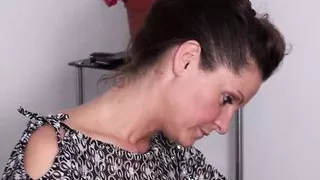 smell my sweaty feet